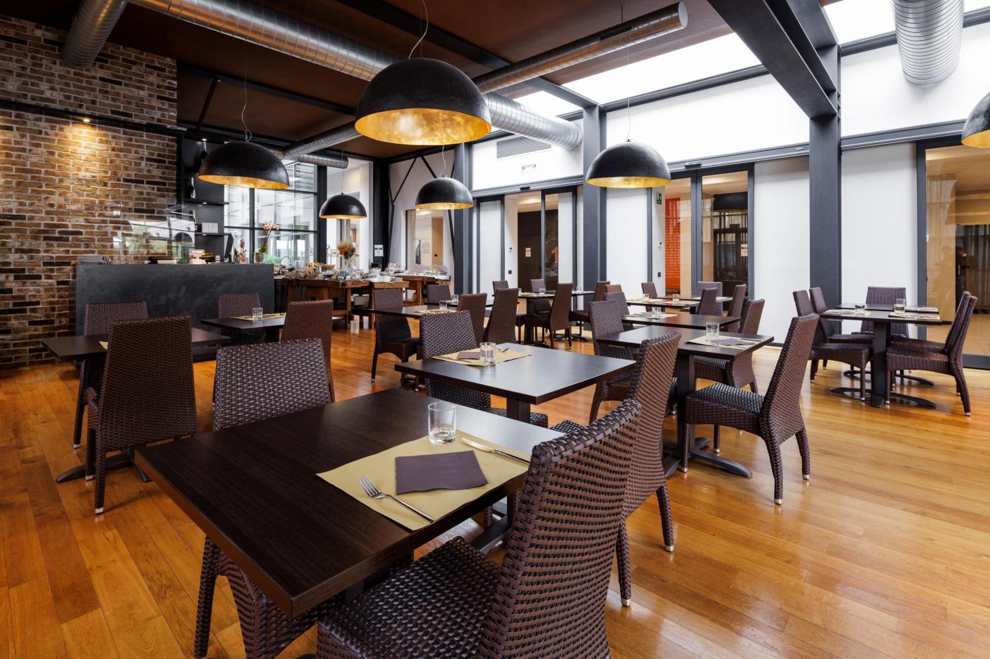 Best Western Falck Village Milano Sesto セスト・サン・ジョヴァンニ エクステリア 写真